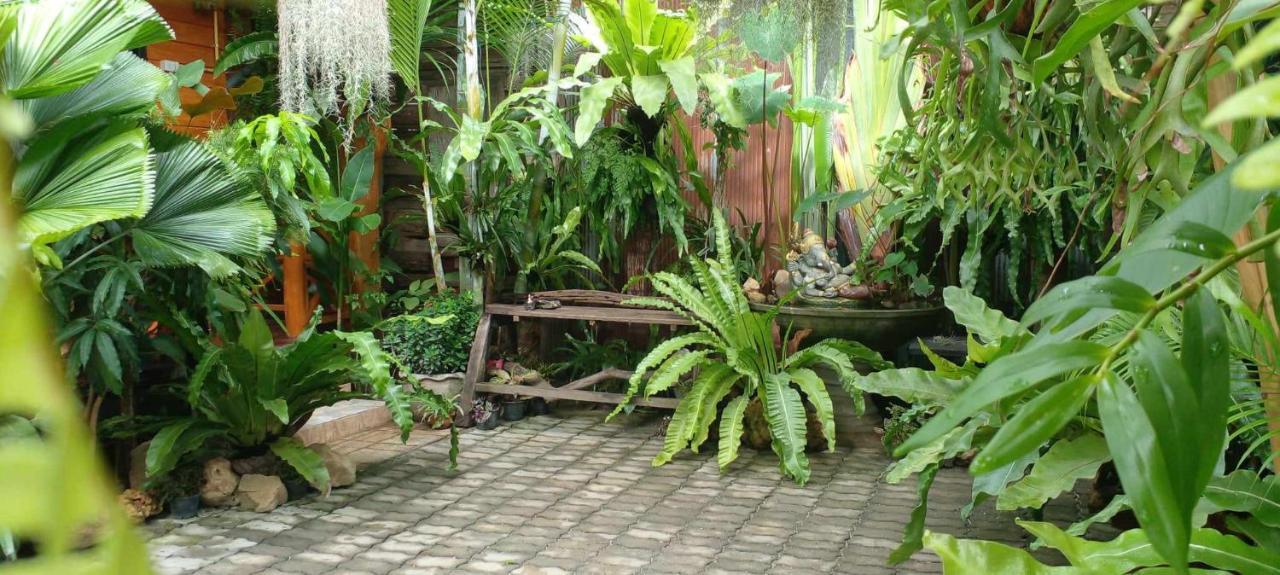 Ouychai Resort Home Stay Csiangmaj Kültér fotó